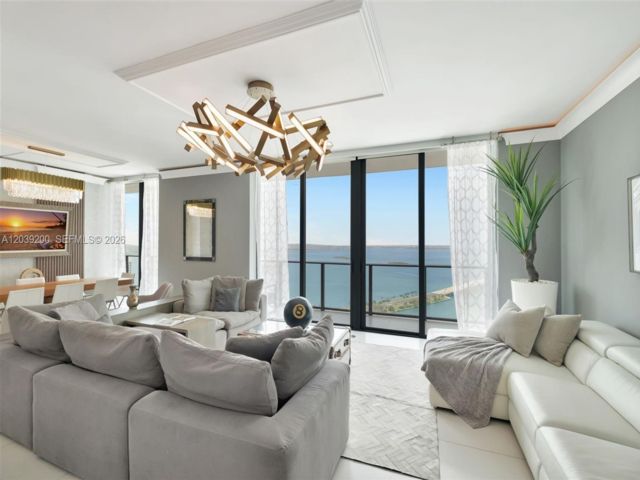  3 BR,  4.00 BTH &nbsp; style home in Miami