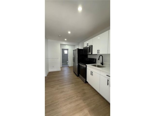  2 BR,  1.00 BTH &nbsp; style home in Miami
