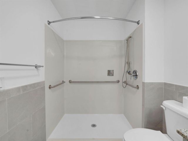 [PHOTO]