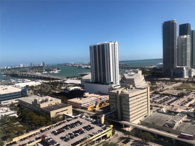  2 BR,  2.00 BTH &nbsp; style home in Miami
