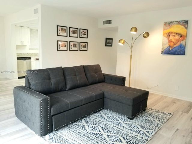  2 BR,  2.00 BTH &nbsp; style home in Carl Fisher