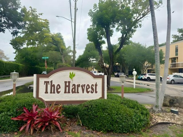  3 BR,  2.50 BTH &nbsp; style home in Davie