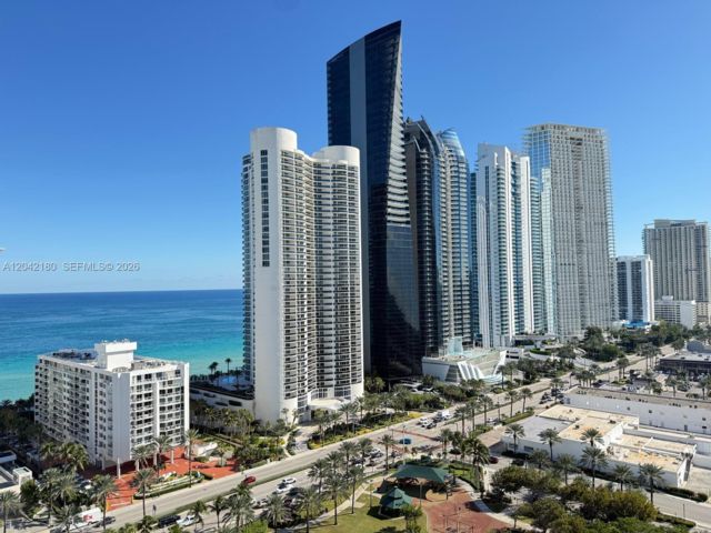  2 BR,  2.00 BTH &nbsp; style home in Sunny Isles Beach