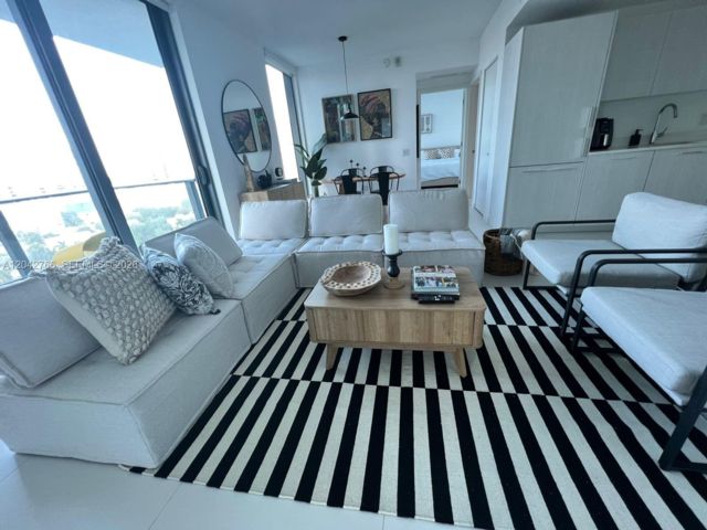  2 BR,  2.00 BTH &nbsp; style home in Miami