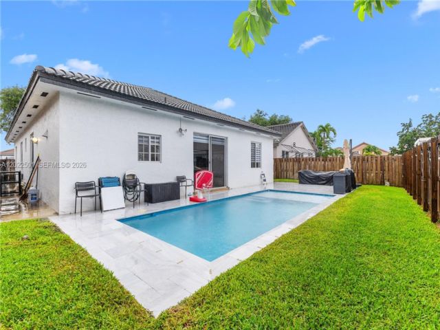  3 BR,  2.00 BTH &nbsp;European style home in Hialeah