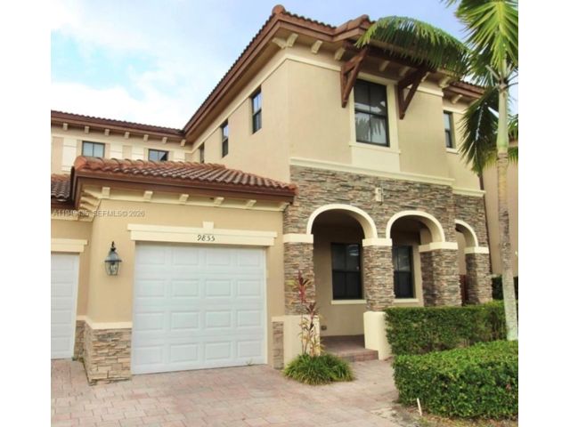  4 BR,  4.00 BTH &nbsp;European style home in Medley