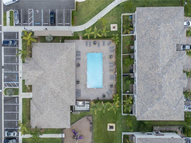  4 BR,  3.00 BTH &nbsp;Townhouse style home in Hollywood