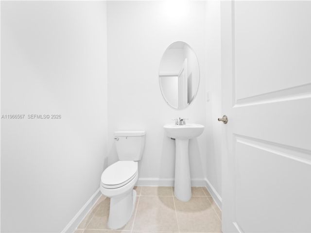 [PHOTO]