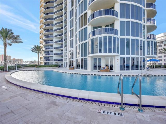 2 BR,  2.00 BTH &nbsp; style home in Sunny Isles Beach