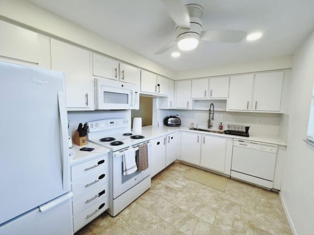 [Davie Real Estate, listing number 3343823]