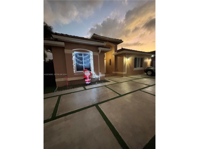 [Miami Real Estate, listing number 3343849]
