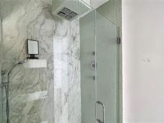 [PHOTO]