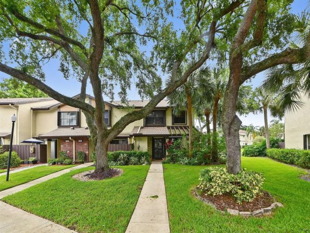  3 BR,  2.50 BTH &nbsp;Townhouse style home in Coconut Creek