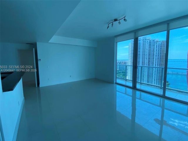  2 BR,  2.00 BTH &nbsp; style home in Miami
