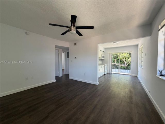  2 BR,  1.00 BTH &nbsp; style home in Miami