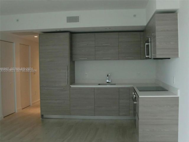  1 BR,  1.50 BTH &nbsp; style home in Miami