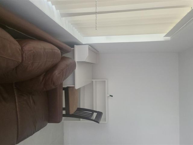 [PHOTO]