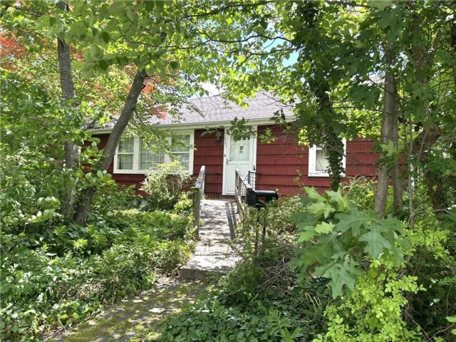  3 BR,  2.00 BTH &nbsp;Single family style home in Woodrow