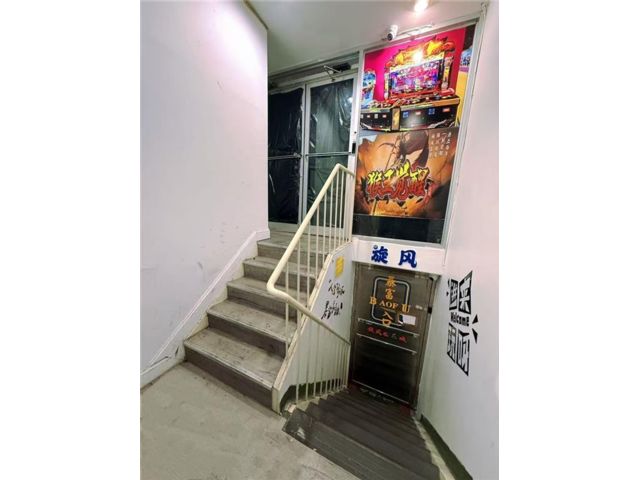 [PHOTO]