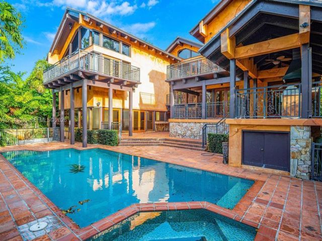  6 BR,  6.50 BTH &nbsp; style home in Coral Gables