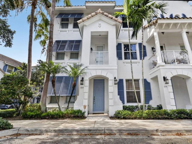  3 BR,  2.55 BTH &nbsp; style home in Boynton Beach