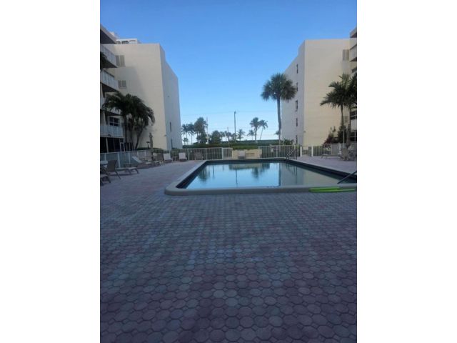  1 BR,  1.50 BTH &nbsp; style home in Boca Raton