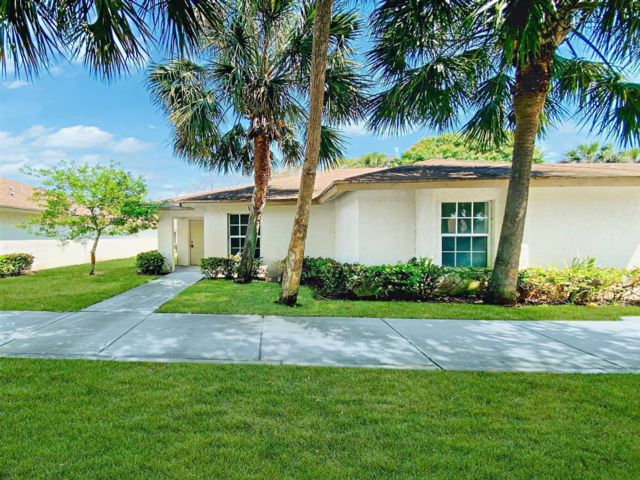  3 BR,  2.00 BTH &nbsp; style home in West Palm Beach