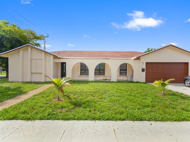  3 BR,  2.00 BTH &nbsp; style home in Lauderhill