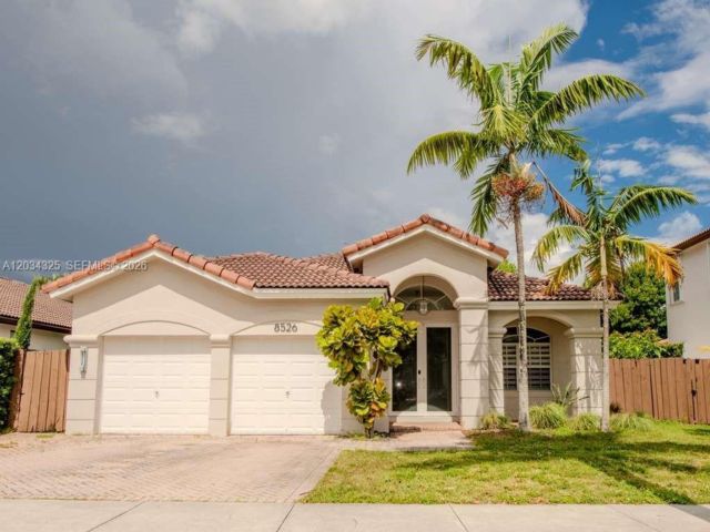  3 BR,  2.00 BTH &nbsp; style home in Medley