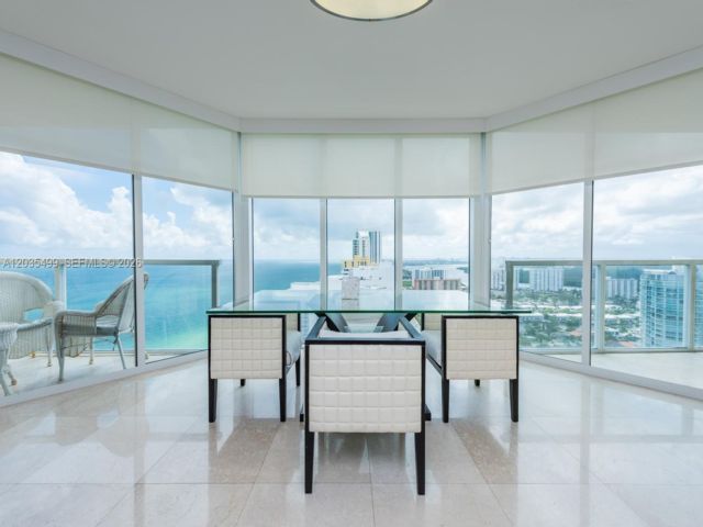  2 BR,  2.00 BTH &nbsp; style home in Sunny Isles Beach