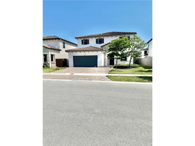 [Homestead Real Estate, listing number 3344122]