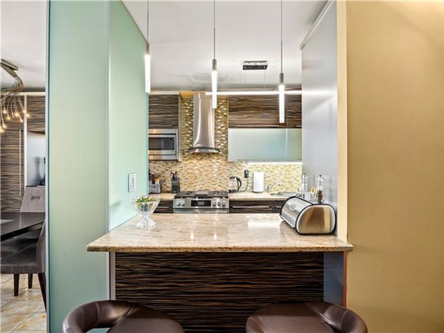  2 BR,  1.00 BTH &nbsp;Co-op style home in Brighton Beach