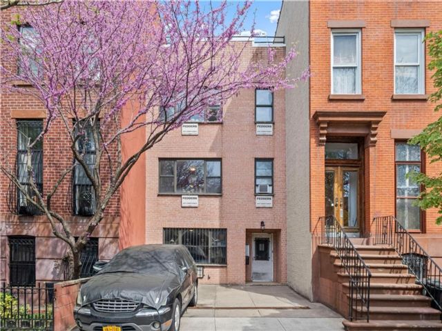 Studio,  5.00 BTH &nbsp;Multi-family style home in Bedford Stuyvesant