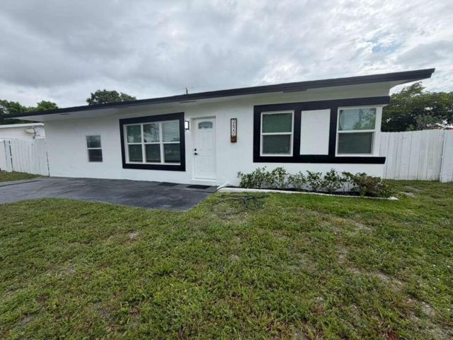  5 BR,  3.00 BTH &nbsp; style home in Pompano Beach