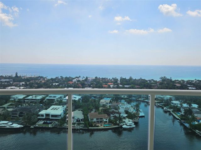  3 BR,  3.50 BTH &nbsp; style home in Aventura