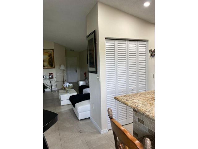  3 BR,  2.00 BTH &nbsp; style home in Miami