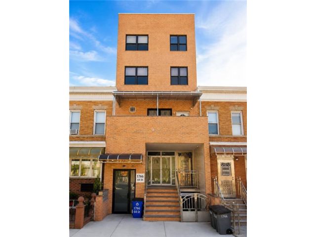 [Bensonhurst Real Estate, listing number 3344257]