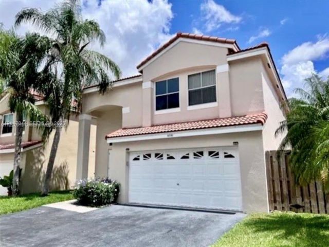  4 BR,  2.50 BTH &nbsp; style home in Davie