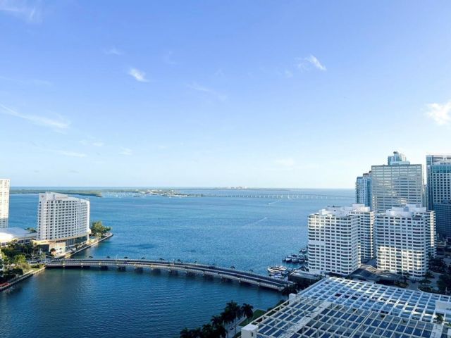  2 BR,  2.00 BTH &nbsp; style home in Miami