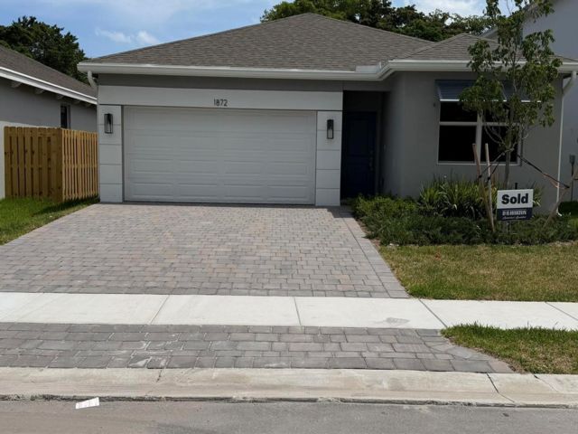  4 BR,  2.00 BTH &nbsp; style home in Pompano Beach