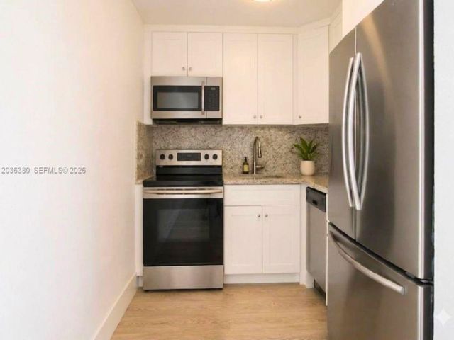  1 BR,  1.00 BTH &nbsp; style home in Miami