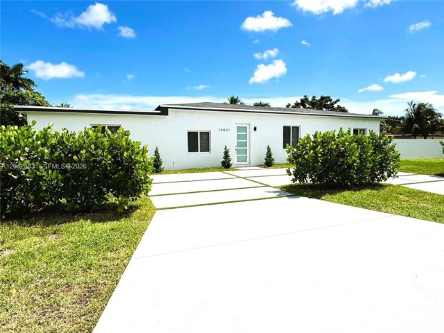  4 BR,  3.00 BTH &nbsp; style home in Miami
