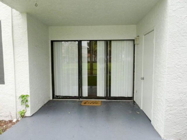 [PHOTO]