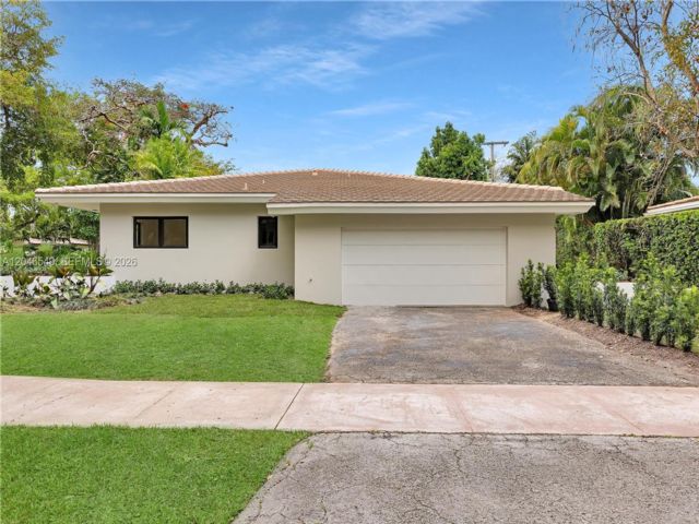  5 BR,  4.00 BTH &nbsp; style home in Coral Gables