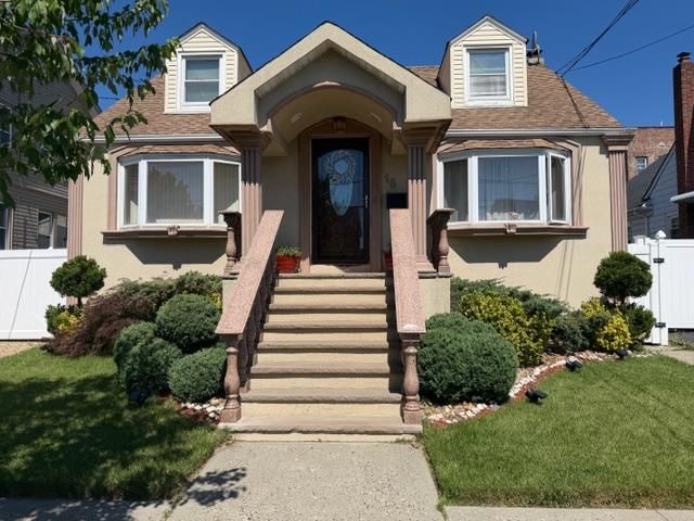  2 BR,  1.00 BTH &nbsp; style home in North Arlington