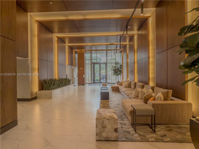  2 BR,  2.00 BTH &nbsp; style home in Aventura