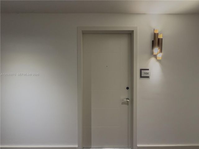 [PHOTO]