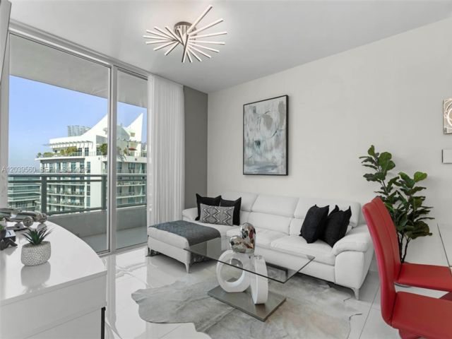  1 BR,  1.00 BTH &nbsp; style home in Miami
