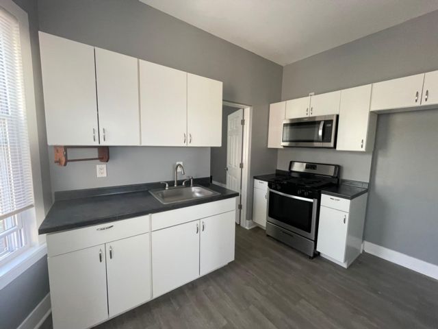  1 BR,  1.00 BTH &nbsp; style home in Kearny
