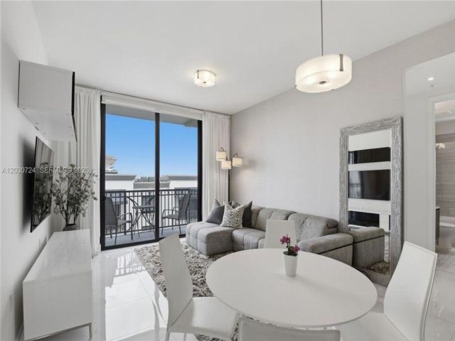  3 BR,  0.00 BTH &nbsp; style home in Coral Gables